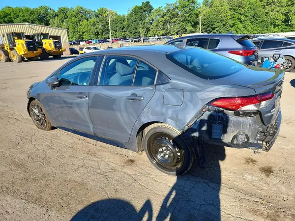 5YFP4MCE6SP220267 2025 TOYOTA COROLLA - Image 2