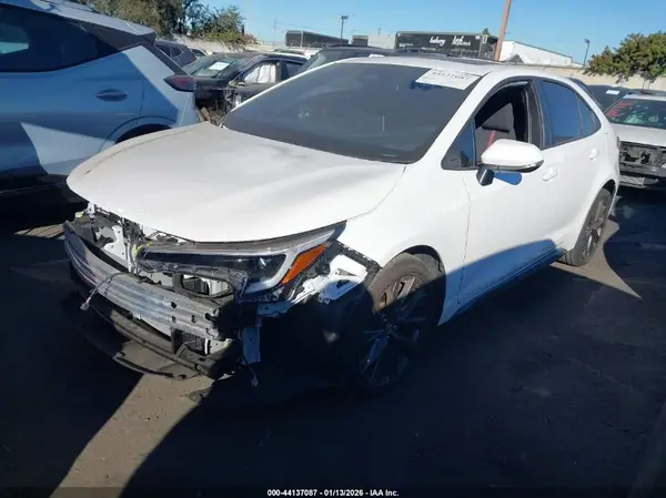 5YFP4MCE6SP246111 2025 TOYOTA COROLLA - Image 2