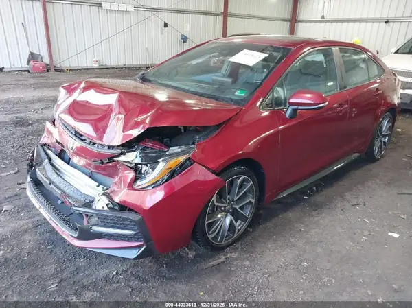 5YFP4MCE7NP124071 2022 TOYOTA COROLLA - Image 2