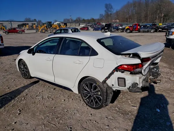 5YFP4MCE7NP138987 2022 TOYOTA COROLLA - Image 2