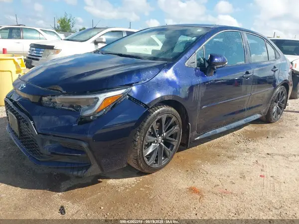 5YFP4MCE7RP183207 2024 TOYOTA COROLLA - Image 2
