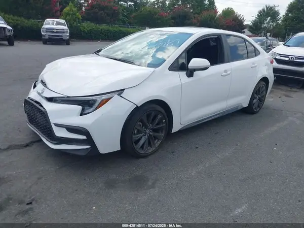5YFP4MCE7RP216786 2024 TOYOTA COROLLA - Image 2