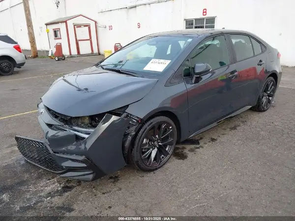 5YFP4MCE7SP217989 2025 TOYOTA COROLLA - Image 2