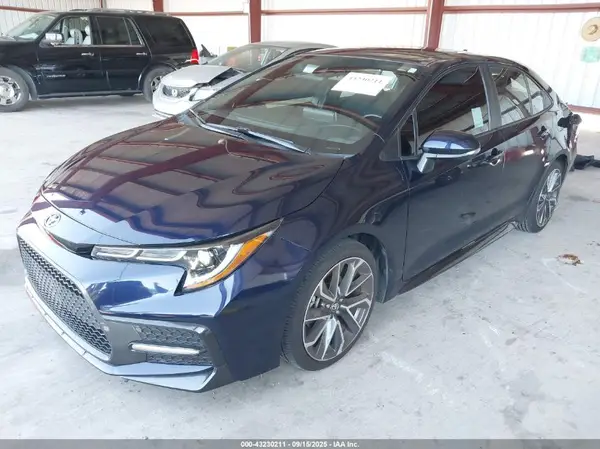5YFP4MCE8MP091872 2021 TOYOTA COROLLA - Image 2