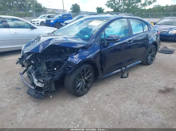 5YFP4MCE8SP252251 2025 TOYOTA COROLLA - Image 2