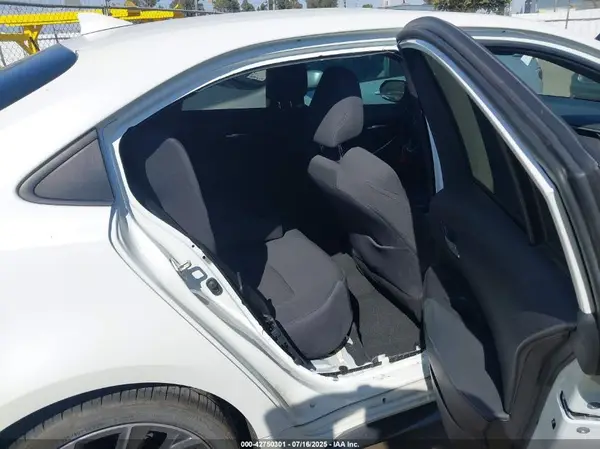 5YFP4MCE9MP061067 2021 TOYOTA COROLLA - Image 8