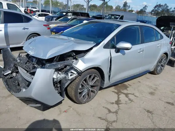 5YFP4MCE9NP101908 2022 TOYOTA COROLLA - Image 2