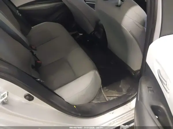 5YFP4MCE9SP220599 2025 TOYOTA COROLLA - Image 8