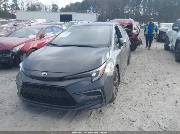 5YFP4MCE9SP252730 2025 TOYOTA COROLLA - Image 2