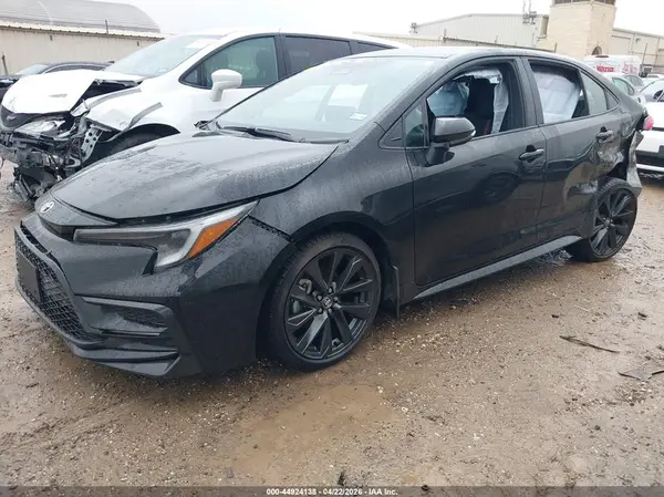 5YFP4MCE9TP271814 2026 TOYOTA COROLLA - Image 2