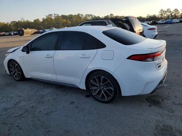 5YFP4MCEXMP061756 2021 TOYOTA COROLLA - Image 2