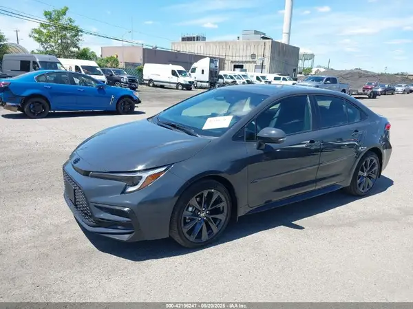 5YFP4MCEXSP225682 2025 TOYOTA COROLLA - Image 2
