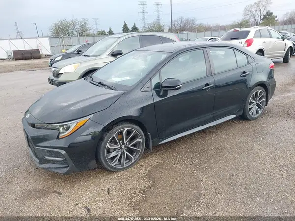 5YFP4RCE0LP015543 2020 TOYOTA COROLLA - Image 2