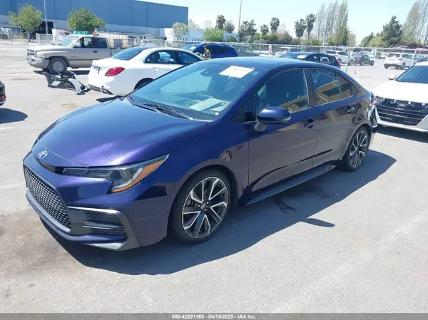 5YFP4RCE2LP015639 2020 TOYOTA COROLLA - Image 2