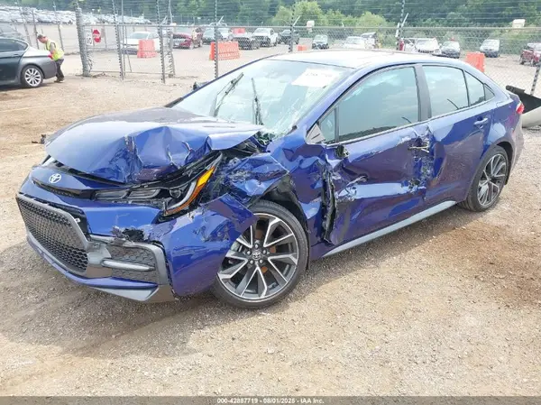 5YFP4RCE3LP045250 2020 TOYOTA COROLLA - Image 2