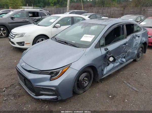 5YFP4RCE5LP013058 2020 TOYOTA COROLLA - Image 2