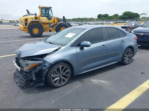 5YFP4RCE5LP051759 2020 TOYOTA COROLLA - Image 2