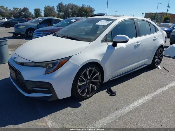 5YFP4RCE7LP014048 2020 TOYOTA COROLLA - Image 2