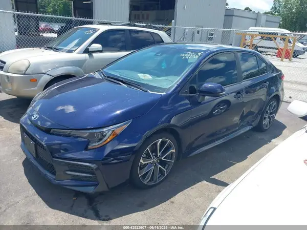 5YFP4RCE8LP032476 2020 TOYOTA COROLLA - Image 2