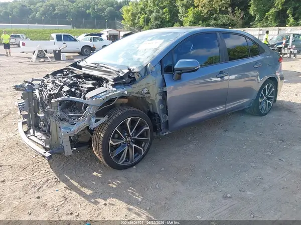 5YFP4RCE9LP015878 2020 TOYOTA COROLLA - Image 2