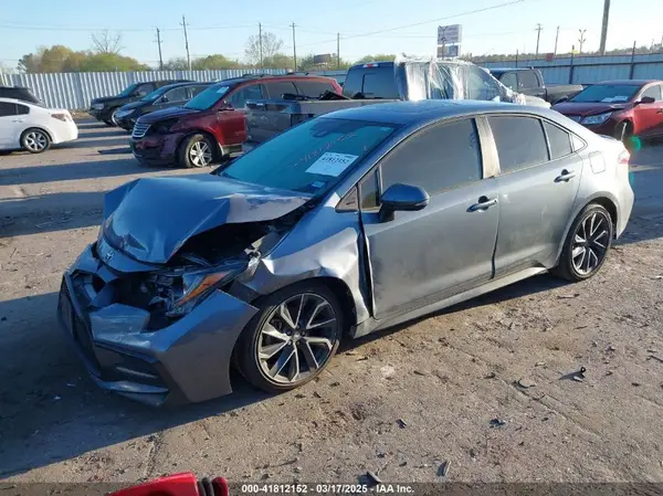 5YFP4RCEXLP014867 2020 TOYOTA COROLLA - Image 2