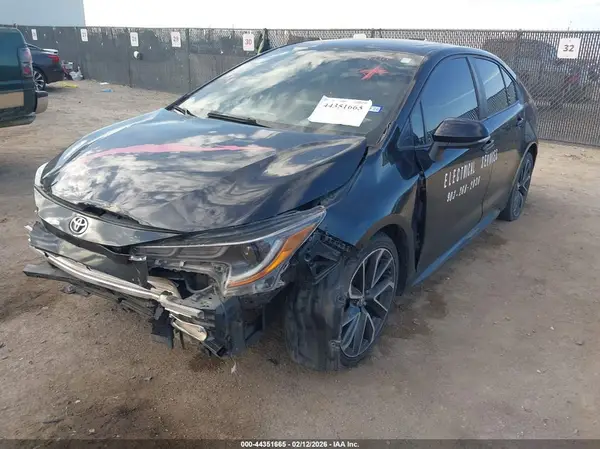 5YFP4RCEXLP043558 2020 TOYOTA COROLLA - Image 2