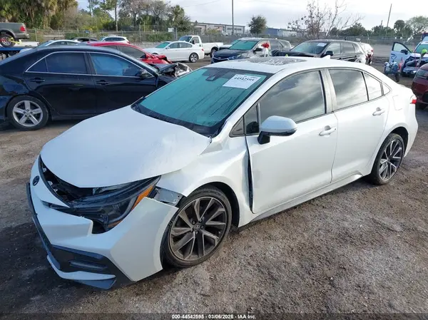 5YFP4RCEXLP047416 2020 TOYOTA COROLLA - Image 2