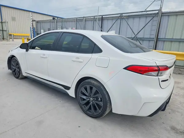 5YFS4MCE0SP231095 2025 TOYOTA COROLLA - Image 2