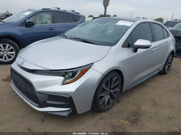 5YFS4MCE1NP107132 2022 TOYOTA COROLLA - Image 2