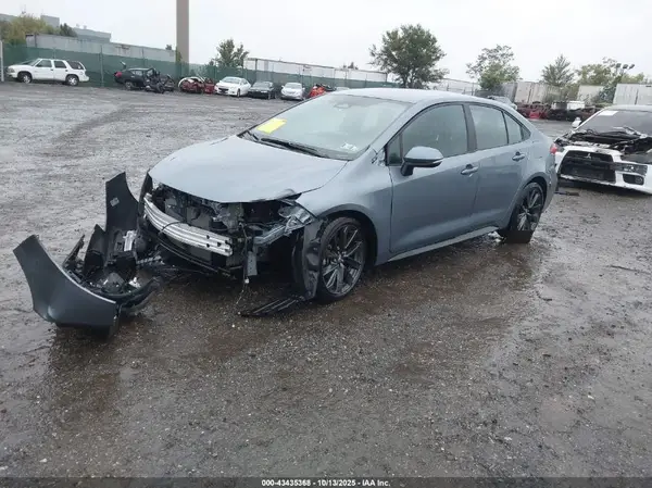 5YFS4MCE1RP185982 2024 TOYOTA COROLLA - Image 2