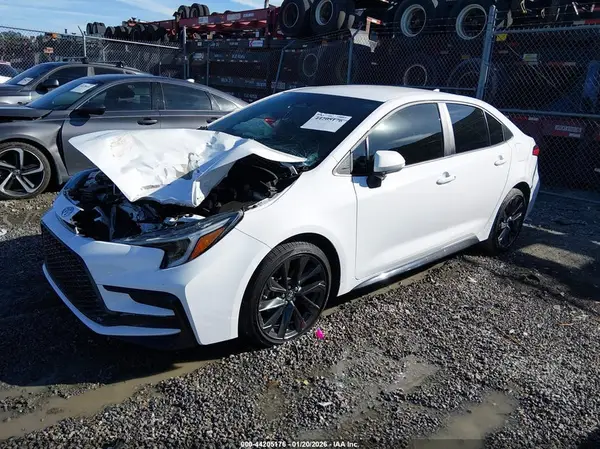 5YFS4MCE1RP194715 2024 TOYOTA COROLLA - Image 2