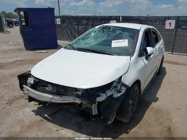5YFS4MCE1RP214171 2024 TOYOTA COROLLA - Image 2