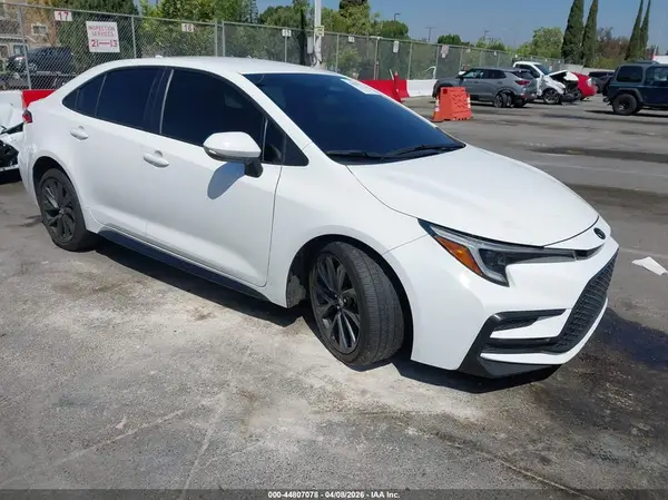 5YFS4MCE1RP215627 2024 TOYOTA COROLLA - Image 1