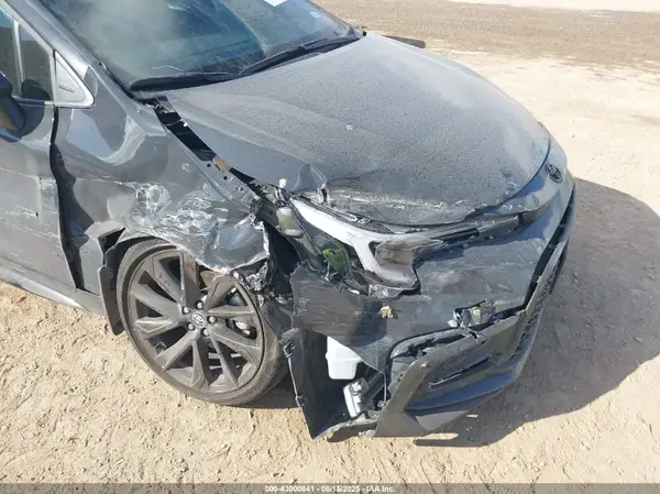 2025 TOYOTA COROLLA auction photo 6