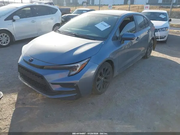 5YFS4MCE2PP159372 2023 TOYOTA COROLLA - Image 2