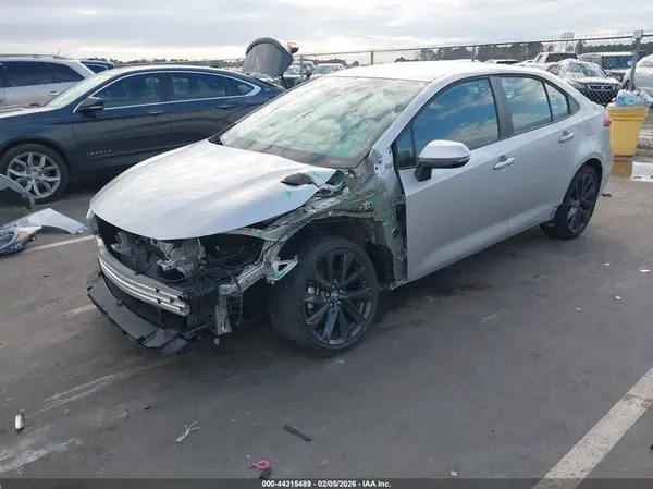5YFS4MCE2RP173985 2024 TOYOTA COROLLA - Image 2