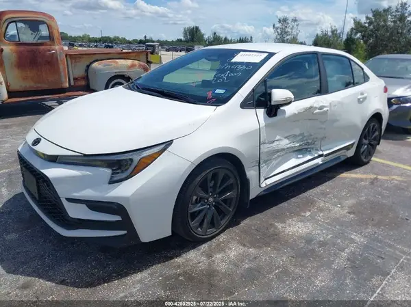 5YFS4MCE2RP174330 2024 TOYOTA COROLLA - Image 2