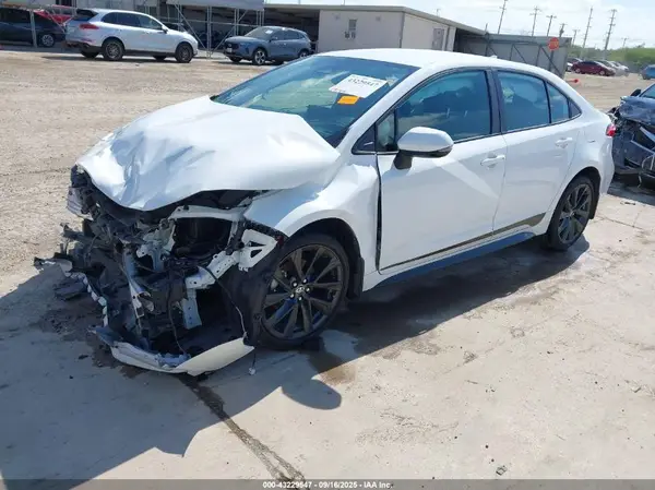 5YFS4MCE3RP191279 2024 TOYOTA COROLLA - Image 2