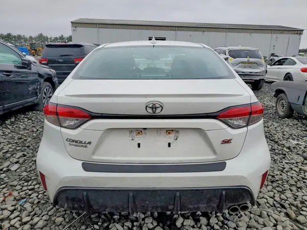 2024 TOYOTA COROLLA auction photo 6