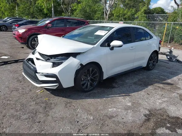 5YFS4MCE3RP199687 2024 TOYOTA COROLLA - Image 2