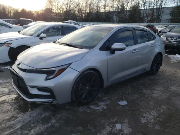 5YFS4MCE3RP210204 2024 TOYOTA COROLLA - Image 1