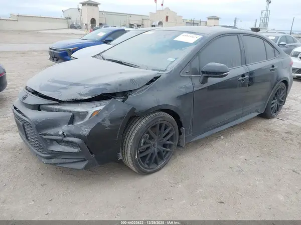 5YFS4MCE4RP183658 2024 TOYOTA COROLLA - Image 2