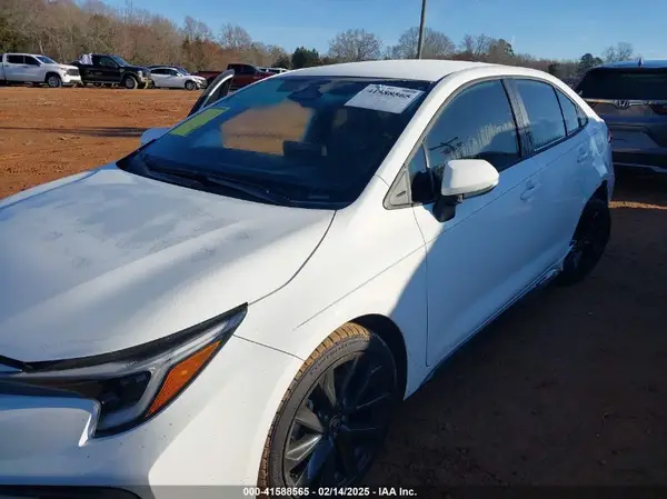 5YFS4MCE4RP184115 2024 TOYOTA COROLLA - Image 2