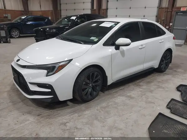 5YFS4MCE4RP186205 2024 TOYOTA COROLLA - Image 2