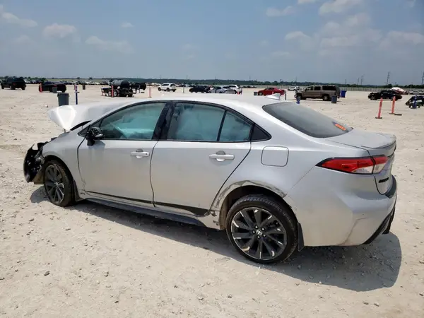 5YFS4MCE4RP210633 2024 TOYOTA COROLLA - Image 2