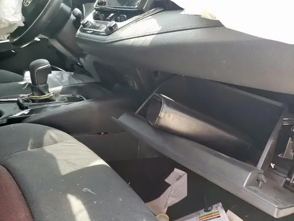 5YFS4MCE4RP210633 2024 TOYOTA COROLLA - Image 8