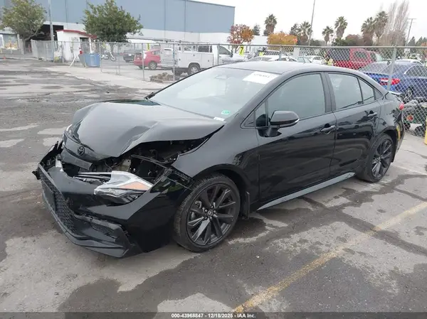 5YFS4MCE4SP232878 2025 TOYOTA COROLLA - Image 2
