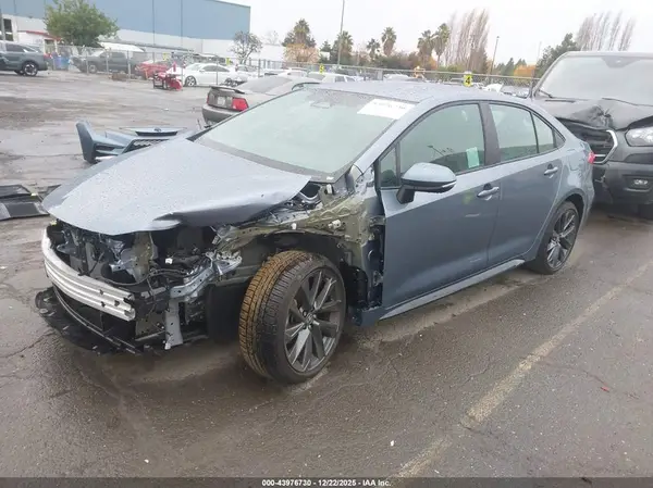 5YFS4MCE4SP244075 2025 TOYOTA COROLLA - Image 2