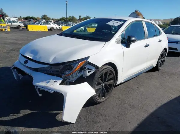 5YFS4MCE5MP067863 2021 TOYOTA COROLLA - Image 2