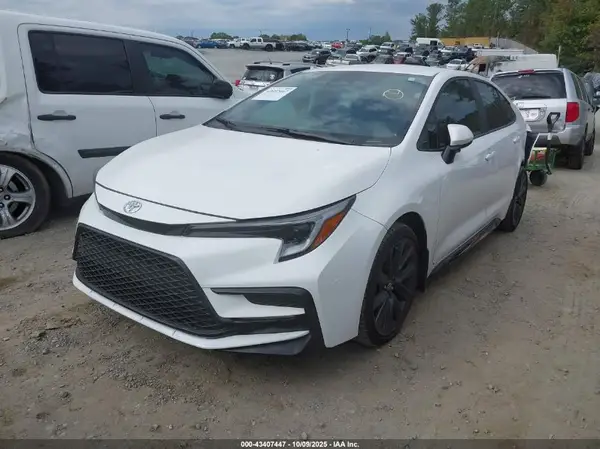 5YFS4MCE5RP194717 2024 TOYOTA COROLLA - Image 2